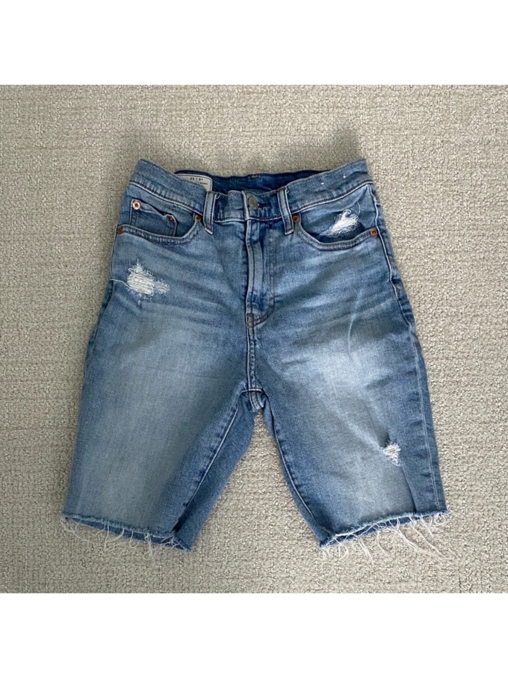 GAP Distressed 9” Bermuda Jean Shorts Size 0